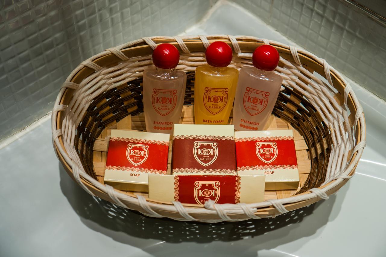 Hotel Kabile 扬博尔 外观 照片